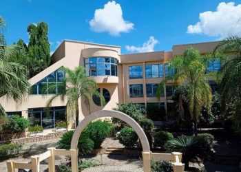 Le Parcours Époustouflant du Businessman le plus riche de la RDC mais très discret : Jean LENGO