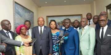 RDC : La Première ministre propose un gouvernement de 45 ministres (Laurent Batumona)