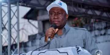 Élection de gouverneur et vice-gouverneur à Kinshasa : après les jeeps, les députés provinciaux de l&rsquo;UDPS bénéficient des certificats d&rsquo;excellence pour la probité morale dont ils ont fait montre lors des élections sénatoriales et des gouverneurs du 29 avril dernier.probité morale dont ils ont fait montre lors des élections sénatoriales et des gouverneurs du 29 avril dernier