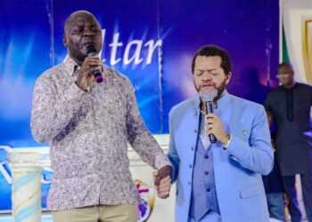 Roland Dalo : “Mon jeune frère Marcello ne dit pas qu’il va se marier demain. Il dit simplement qu’il n’a pas reçu l’appel au célibat, c’est parti dans tous les sens”