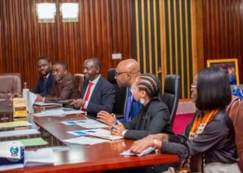 Assemblée nationale : L’accès à l’internet et à la téléphonie mobile dans le congo profond au menu des échanges entre le président Vital Kamerhe et les opérateurs exerçant en RDC