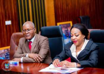 Assemblée nationale : Le président Vital Kamerhe exhorte les membres de la commission socio-culturelle à être les défenseurs du bien-être des congolais