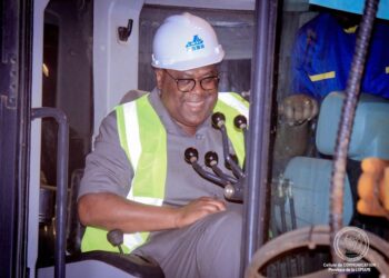 RDC : Lancement des travaux de bitumage de la RN2 tronçon Kabwe-Kabinda-Mbanga par le Président Félix Tshisekedi, profondément ému, Iron-Van Kalombo souligne les nombreux avantages
