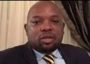 RDC : Ayi Idambituo appelle à la stabilité des institutions face à la crise à l’Assemblée nationale