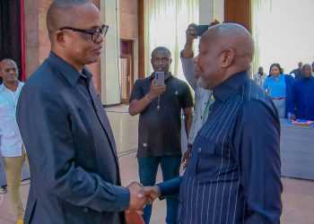 ASSEMBLÉE NATIONALE : LE PRÉSIDENT VITAL KAMERHE AUDITIONNÉ PAR LA COMMISSION SPÉCIALE ET TEMPORAIRE CHARGÉE D’EXAMINER LES PÉTITIONS CONTRE CINQ MEMBRES DU BUREAU