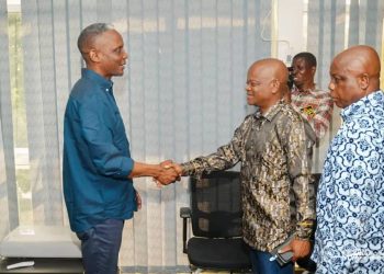 Haut-Lomami : Après l’effondrement du pont Bundwe, le ministre John Banza promet une intervention rapide