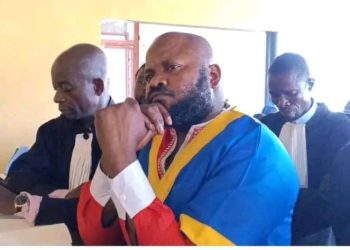 Incitation des militaires : six ans de prison requis contre le chef coutumier Fabrice Kavabioko Zombi