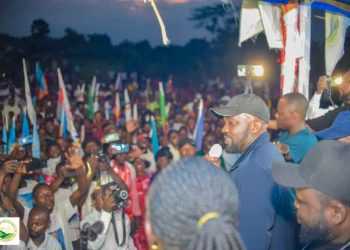 Kwilu : À Masi-Manimba, le Sénateur Papy Labila appelle à l’unité autour du Chef de l’État et à la synergie des élus pour accélérer le développement de la province