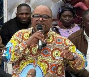 RDC: Le Président de l’@AssembleeNatRDC est arrivé à l’Université adventiste de Lukanga où il a été accueilli par les autorités académiques, le corps professoral et les étudiants.