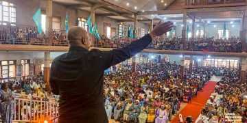 Haut-Uele : Jean Bakomito Gambu célèbre la femme.