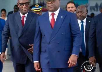 Manifestation à Washington : Nzanga Mobutu dénonce une manipulation qui ne représente pas le peuple congolais ! « Leur message reprenait des narratifs alignés sur les intérêts de Kigali et visait à ternir l’image ainsi que le drapeau de la RDC »