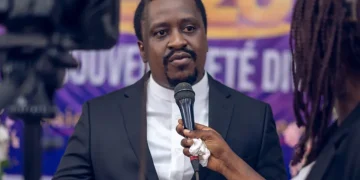 Réflexions sur les réformes constitutionnelles : Benjamin Sekimonyo soutient le processus et appelle les jeunes à prendre part à l’histoire