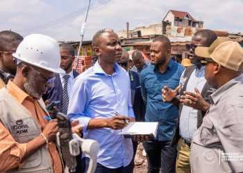 Ngaba : Le Ministre John Banza Lunda relance en urgence les travaux de l’avenue Kianza à Ngaba.