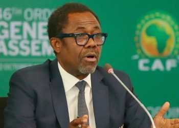 Élection FECOFA : Pourquoi Véron Mosengo Omba est l&rsquo;Homme de la Situation pour le Football Congolais
